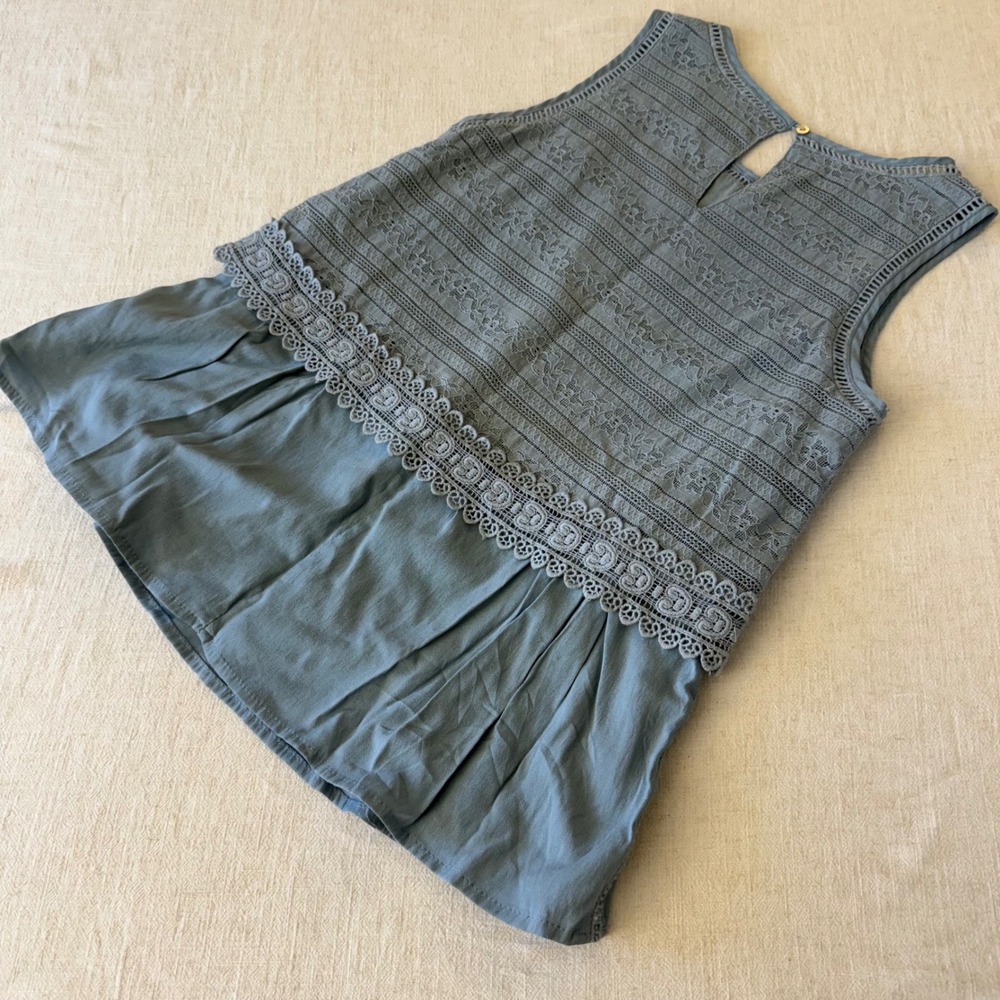 Altar'd State Womens XS Dusty Blue Lace Crochet Peplum Sleeveless Top - Picture 7 of 9